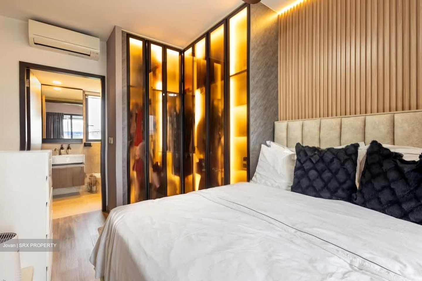 Riverfront Residences (D19), Apartment #574488041